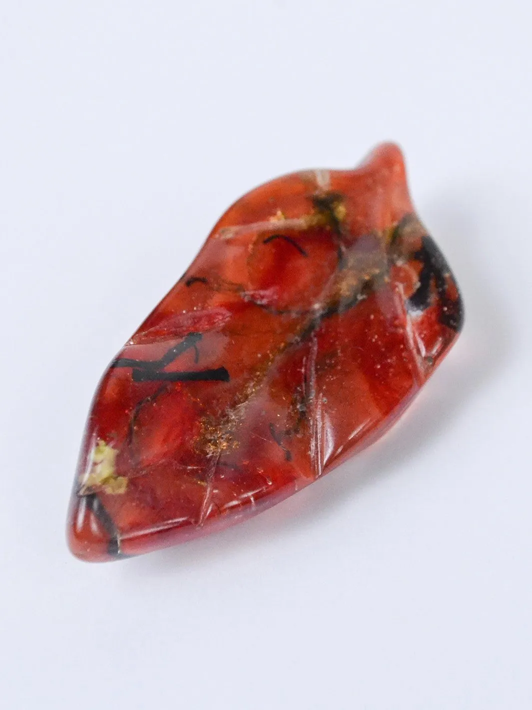 1980s red resin leaf-shaped brooch