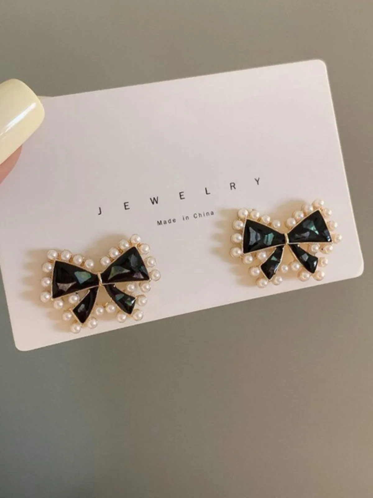 Absolute Pearlfection Pearl Bowknot Earrings