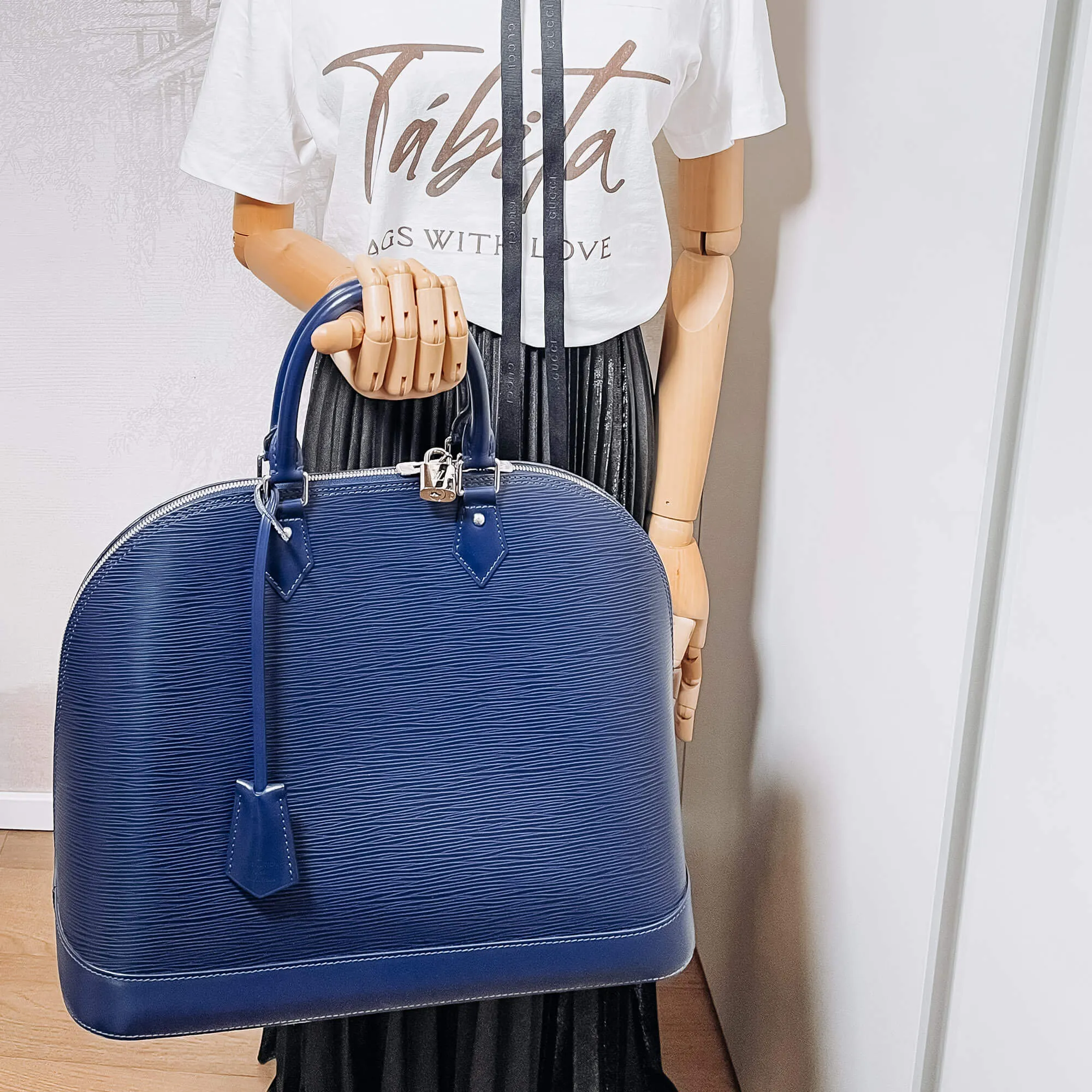 Alma MM Epi Leather Blue Indigo Bag