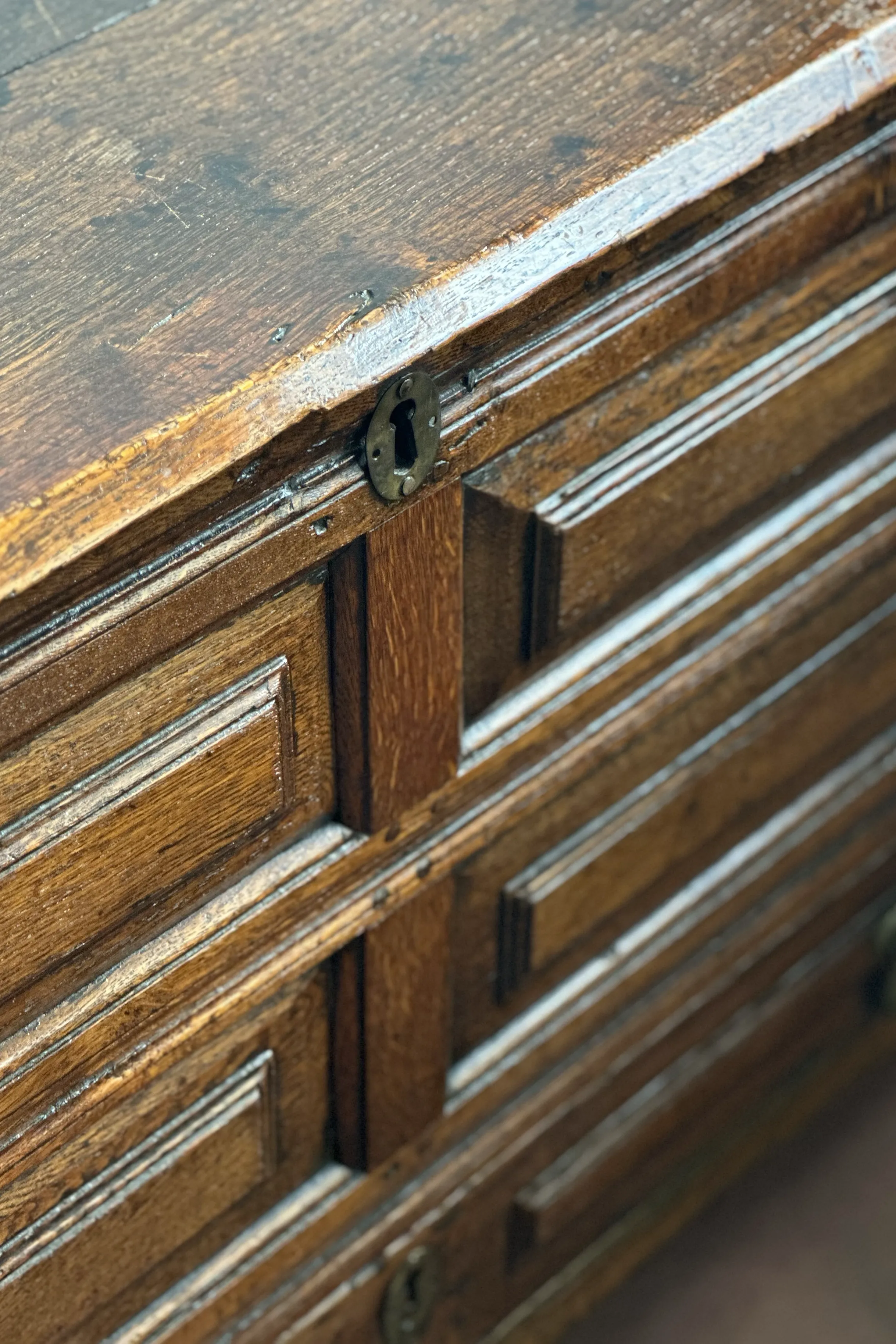 Antique English Georgian Oak Blanket Chest With Drawer