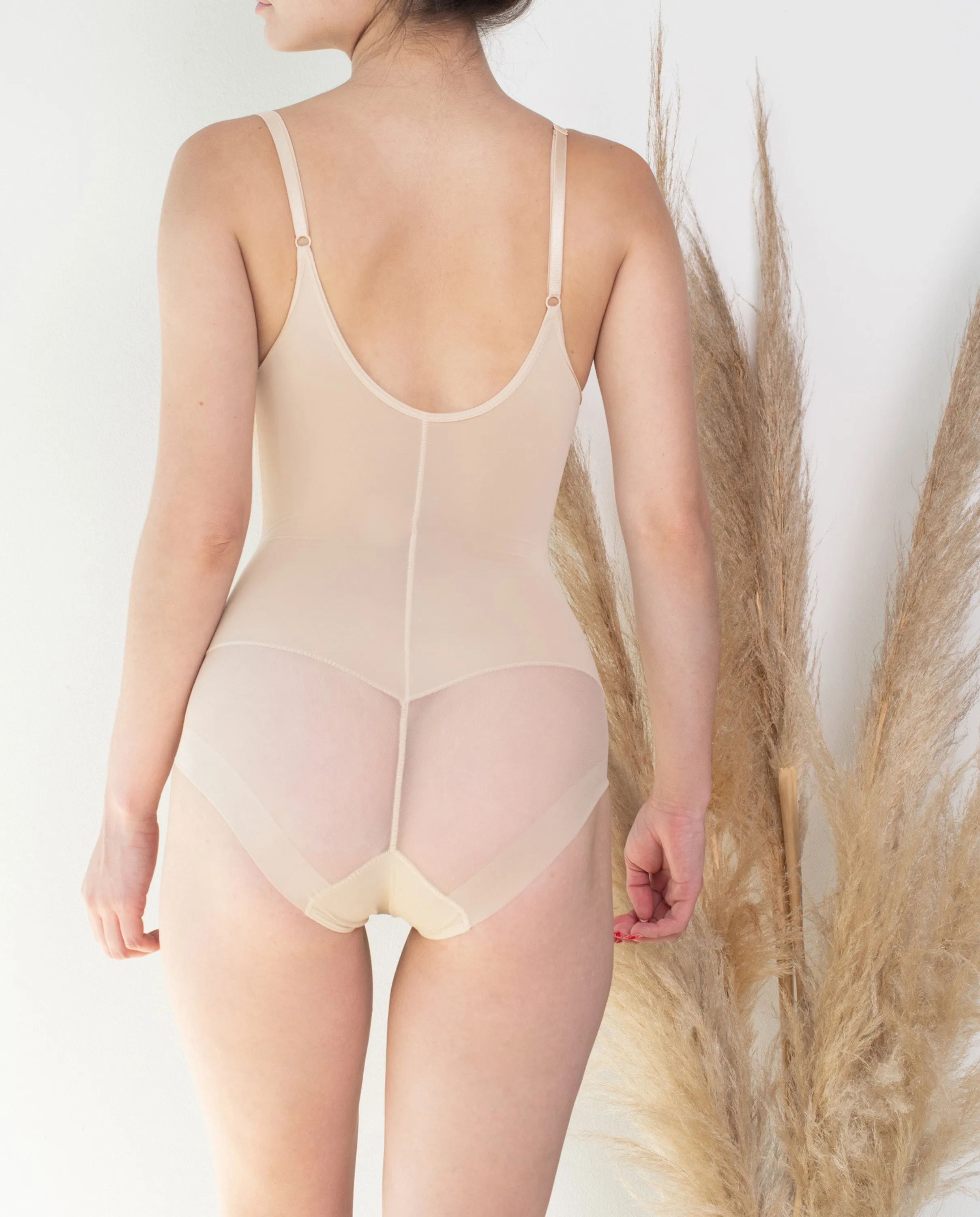 Body Modelador Libre de Busto con Tirantes Ajustables Beige