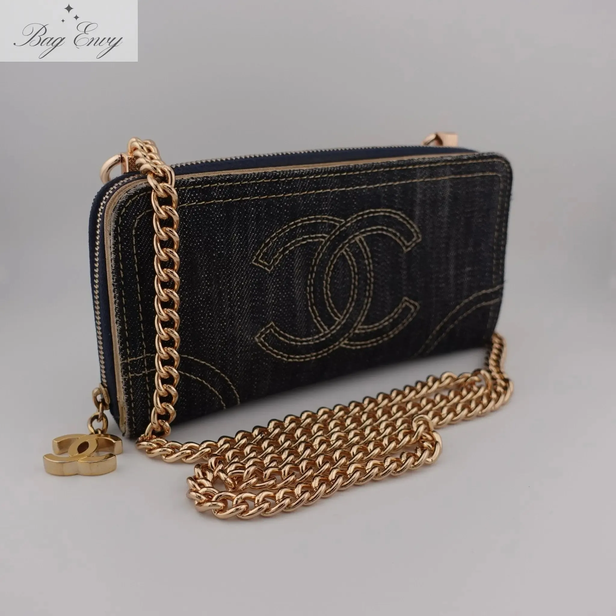 CHANEL Denim CC Logo Wallet on Chain