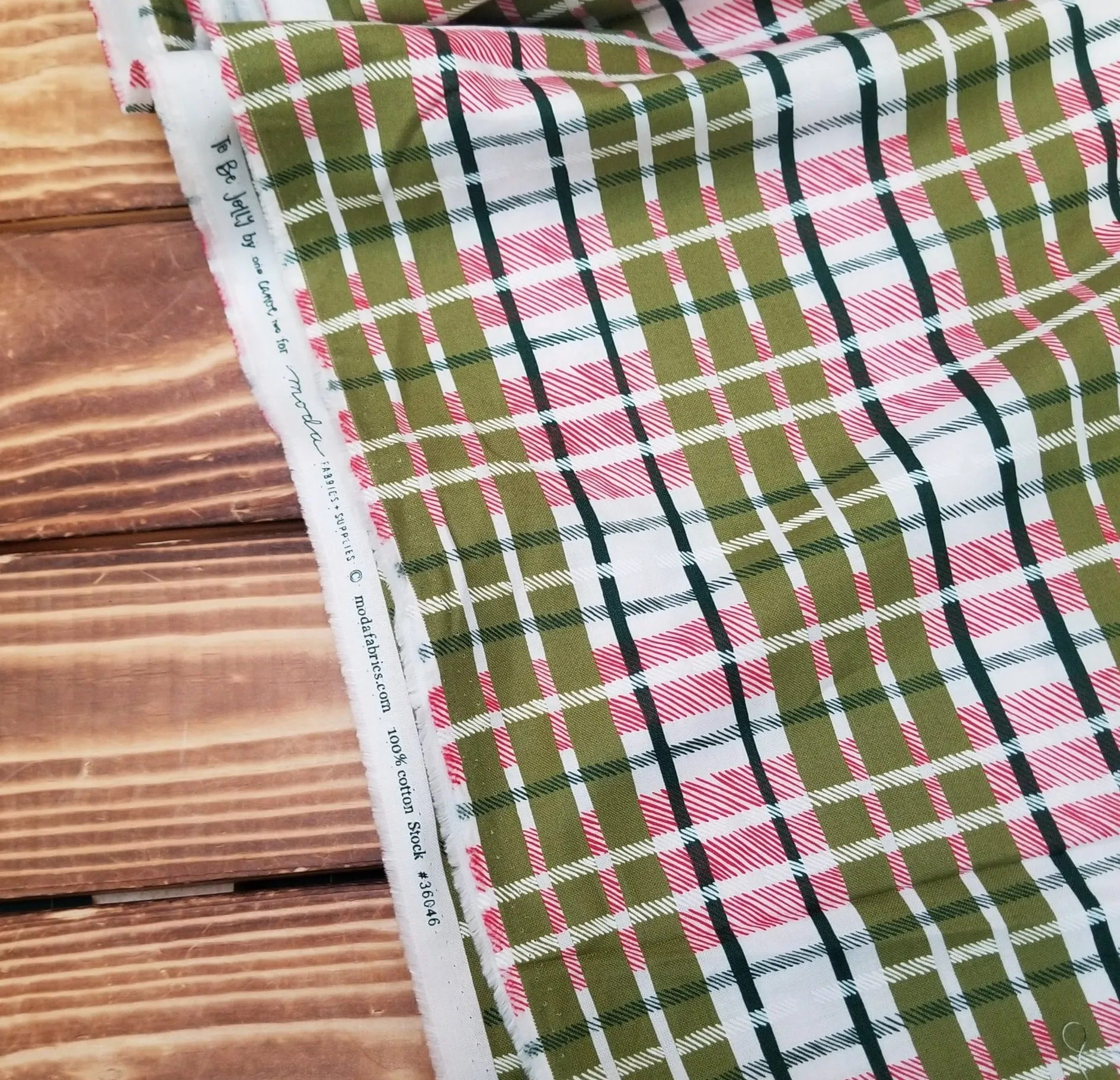 End of Bolt ;2.5 yards of Moda Fabrics " To be Jolly" Plaid Quilting Cotton Woven-remnant