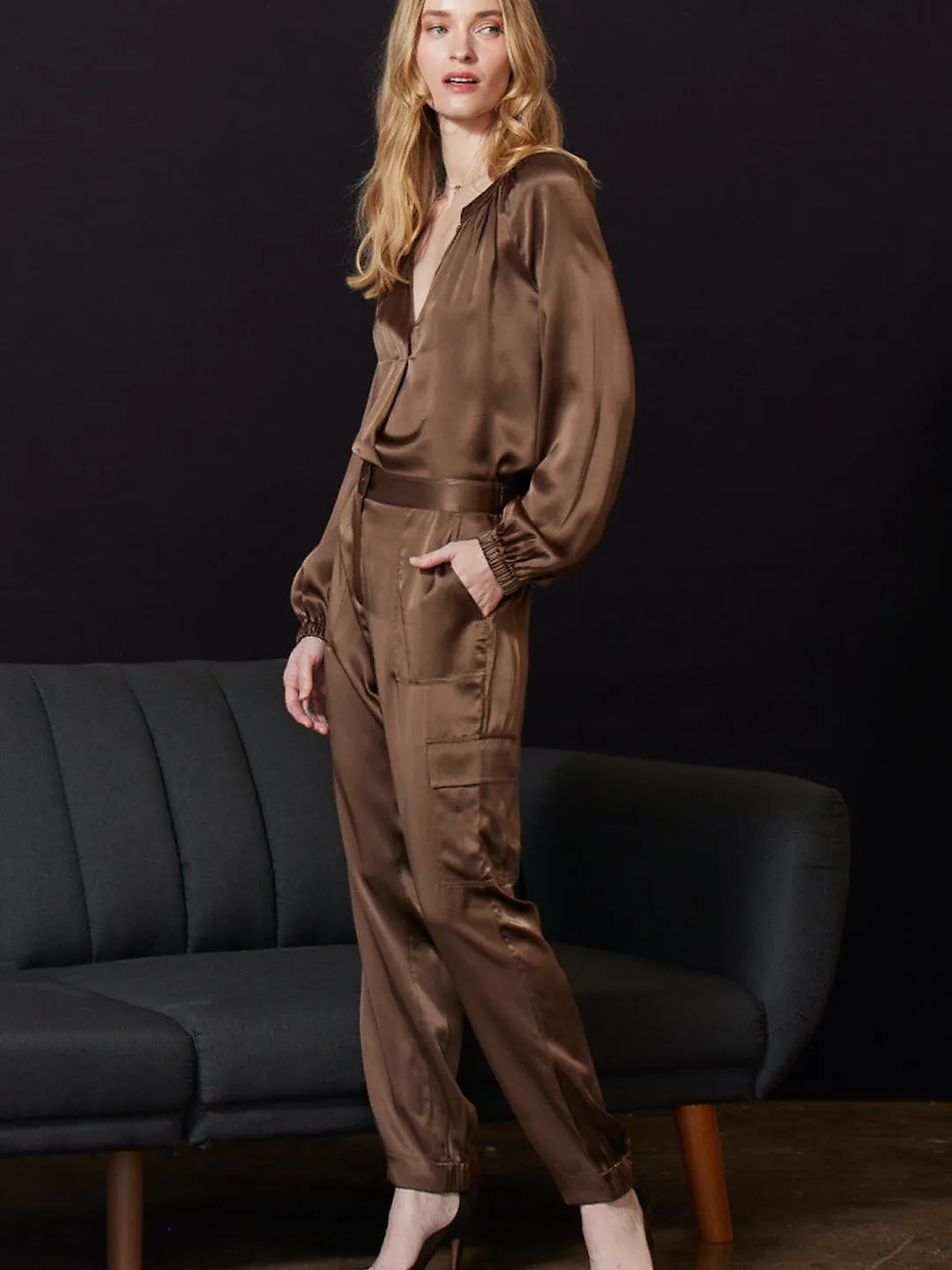 Go Silk Luxe Cargo Hold Pant