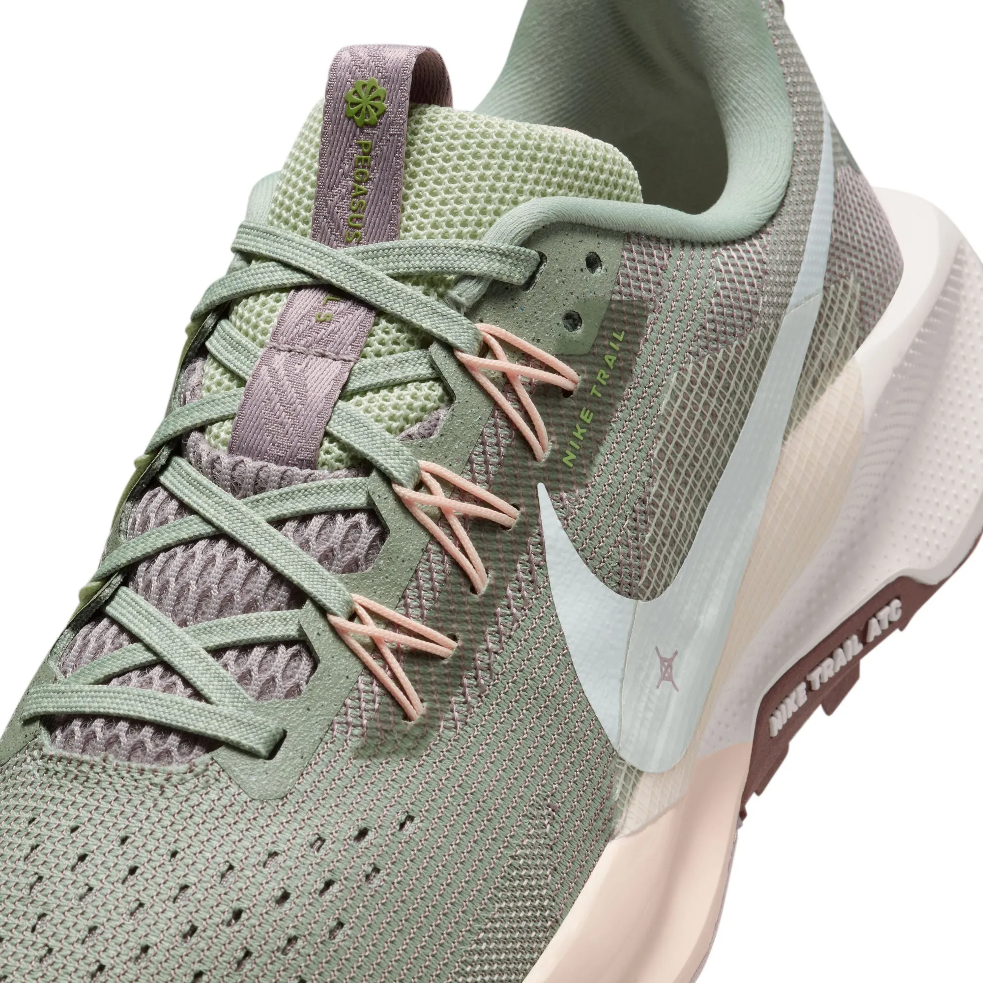 Nike Women's Pegasus Trail 5