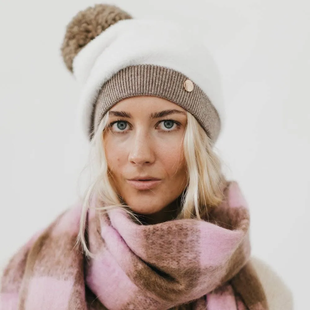 PRETTY SIMPLE Park City Pom Winter Beanie