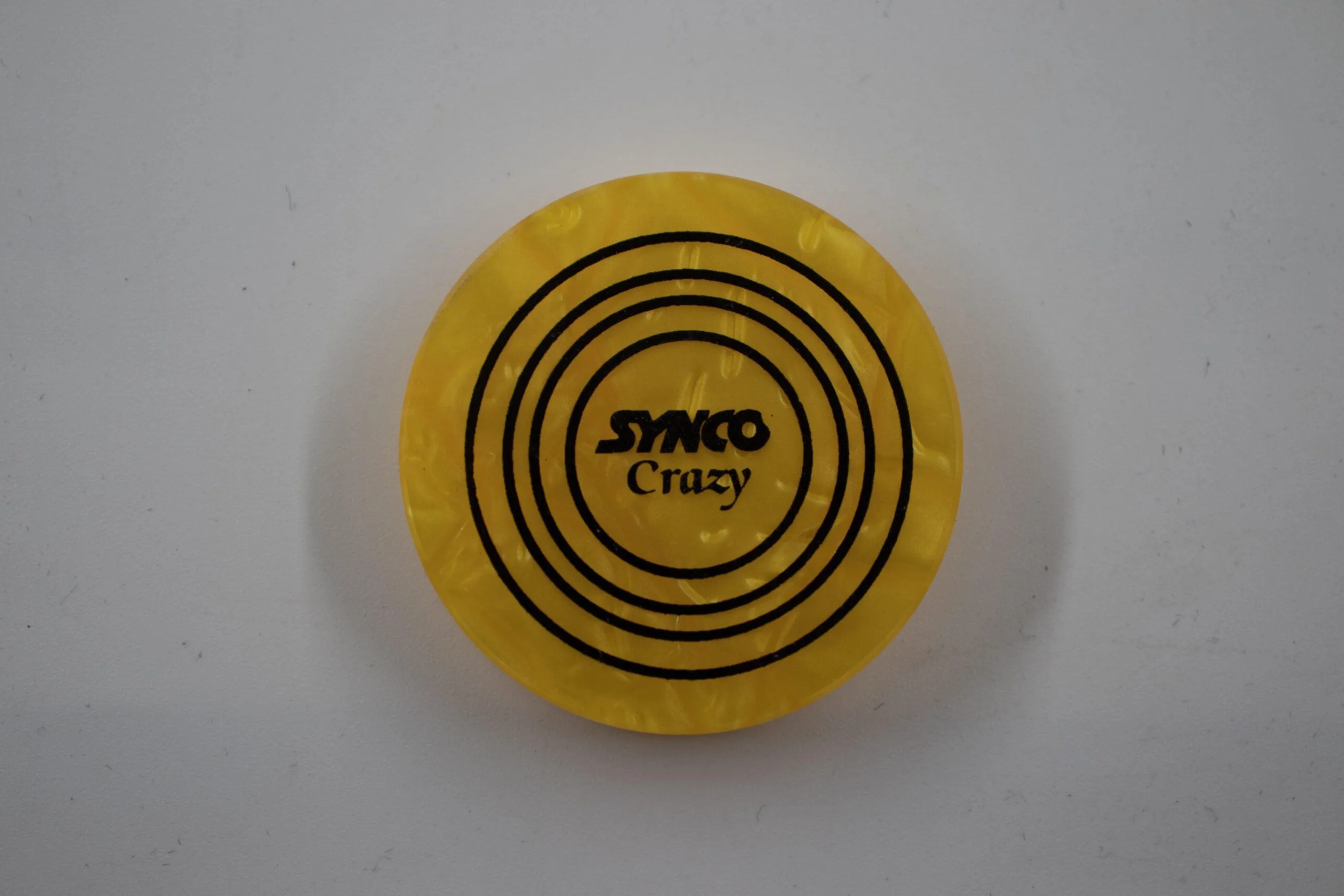 Synco Crazy carrom striker, Assorted color