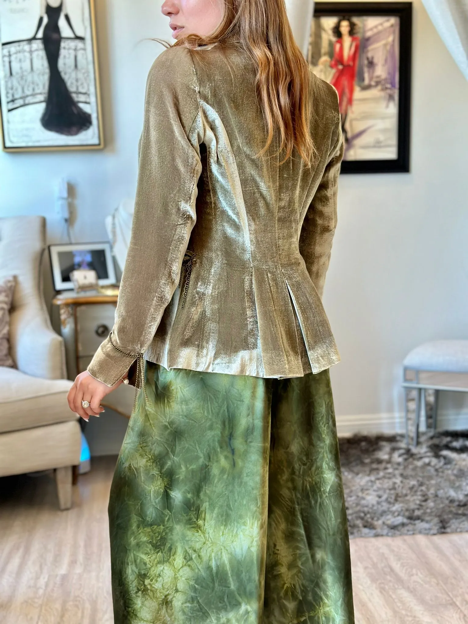 T.ba Mariane Rock Classic Long Sleeve Silk Velvet Jacket