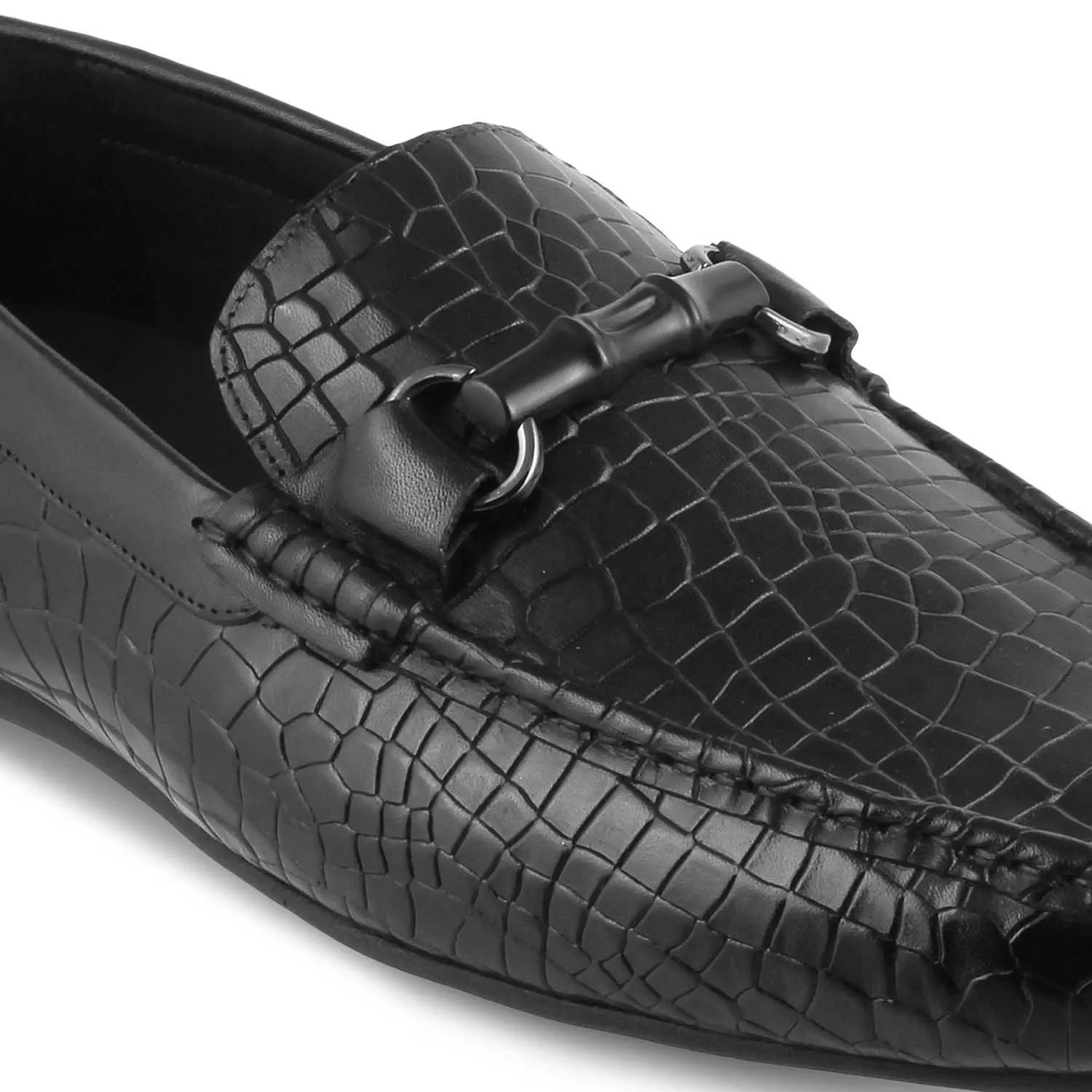 The Croter Black Men's Textured Leather Loafers Tresmode